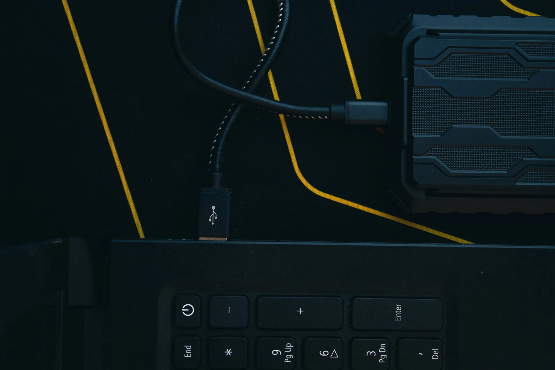 A Importância do Cabo USB para o Carregamento